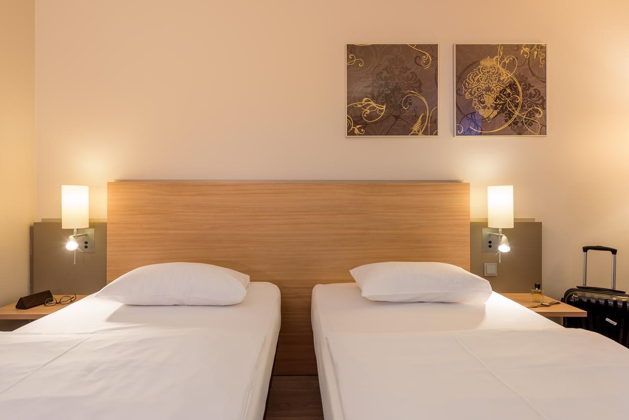 Fuerther Hotel Mercure Nuernberg West Bagian luar foto